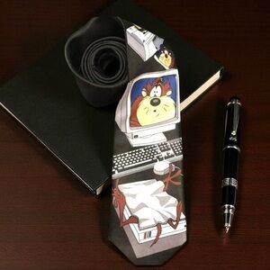 Warner Brothers Vintage Looney Tunes TAZ in Office Tie